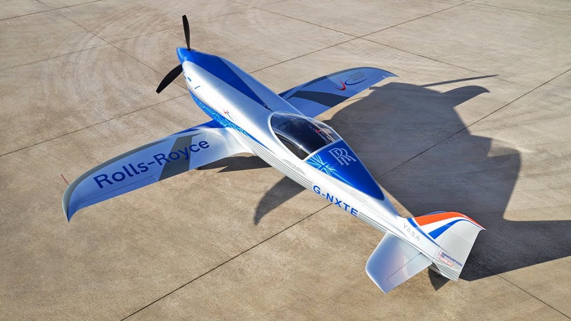 Chiếc máy bay điện E-NXT được kỳ vọng sẽ phá kỷ lục về tốc độ bay