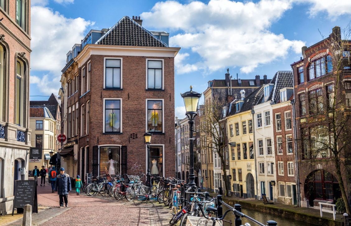 Utrecht là thành phố độc đáo và lâu đời nhất tại Hà Lan